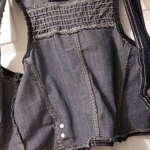 Amethyst Denim Vest - Picture 12 of 14